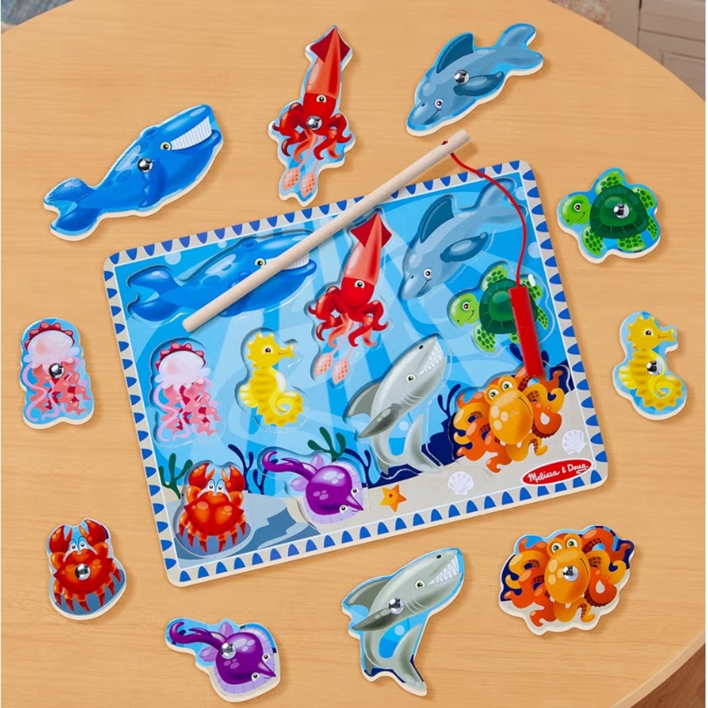 Melissa & Doug Magnetic Wooden Fishing Puzzle With 10 Ocean Animals 
Like New!